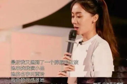 娱乐吃瓜张小斐背贾玲,娱乐圈温馨一幕引网友热议